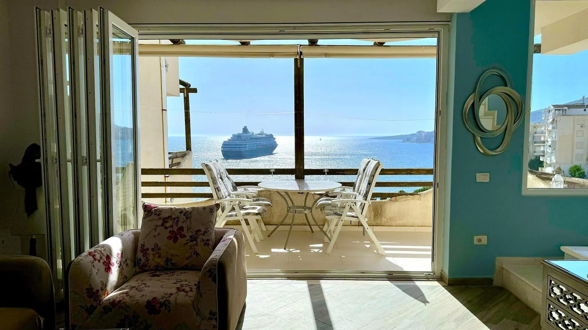 Luxury Diva Sea View Apartment, Bougainville Bay Sarandë